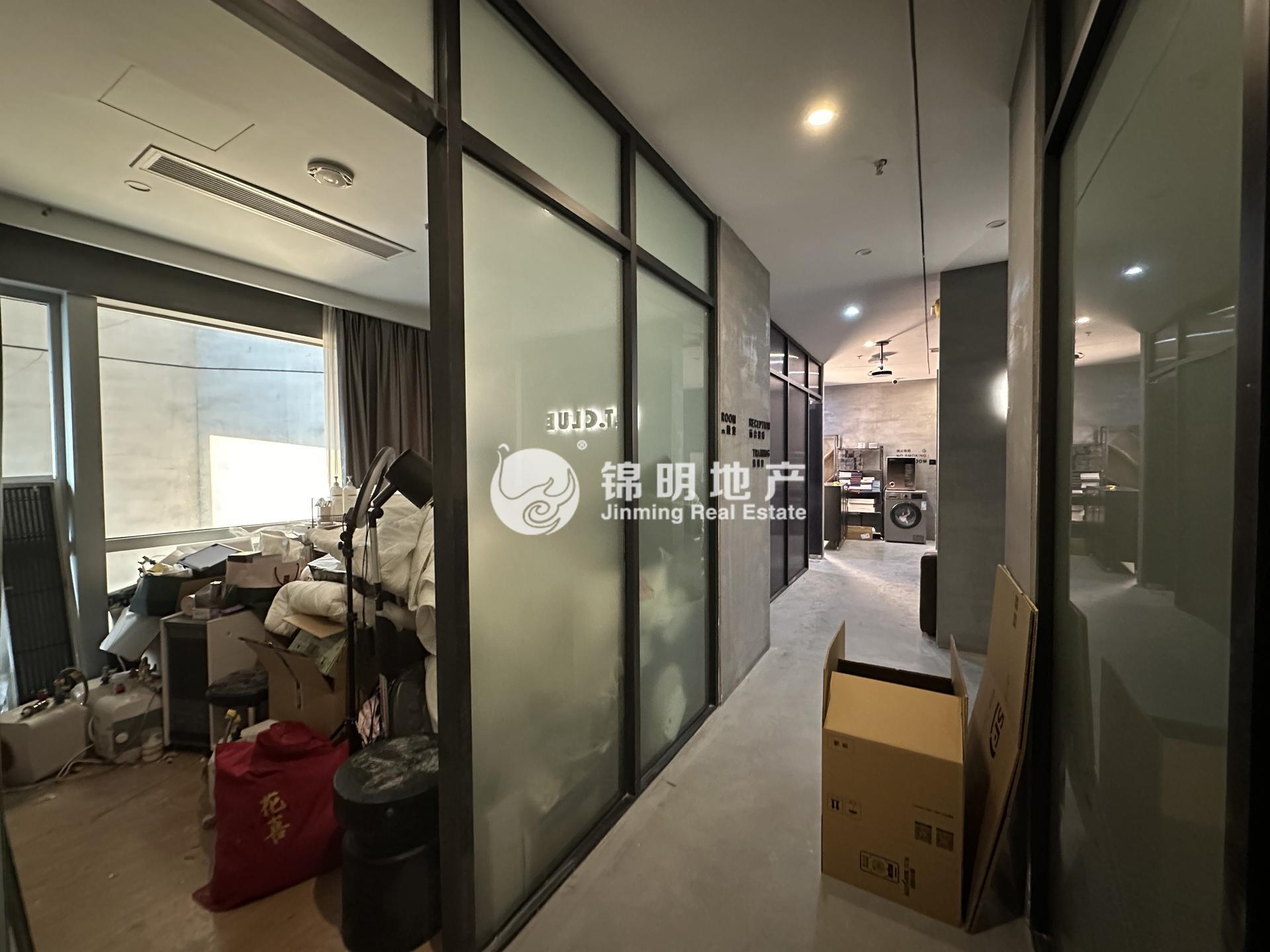 长寿路财富时代大厦112平米写字楼出租